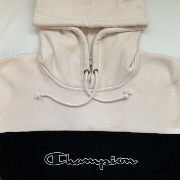 Champion Reverse Weave White/ Black/ Gray Cropped Hoodie. Size M (L) - Picture 10 of 10